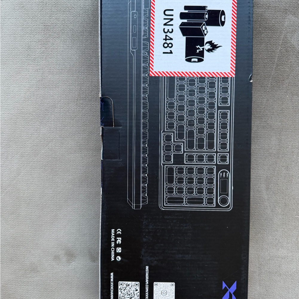 K98 Gaming Keyboard - Picture 2 of 4